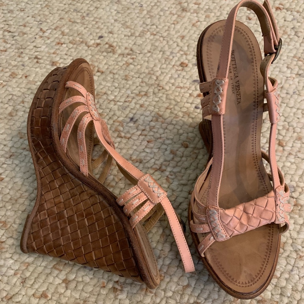 Bottega Veneta peach/nude wedge sandals